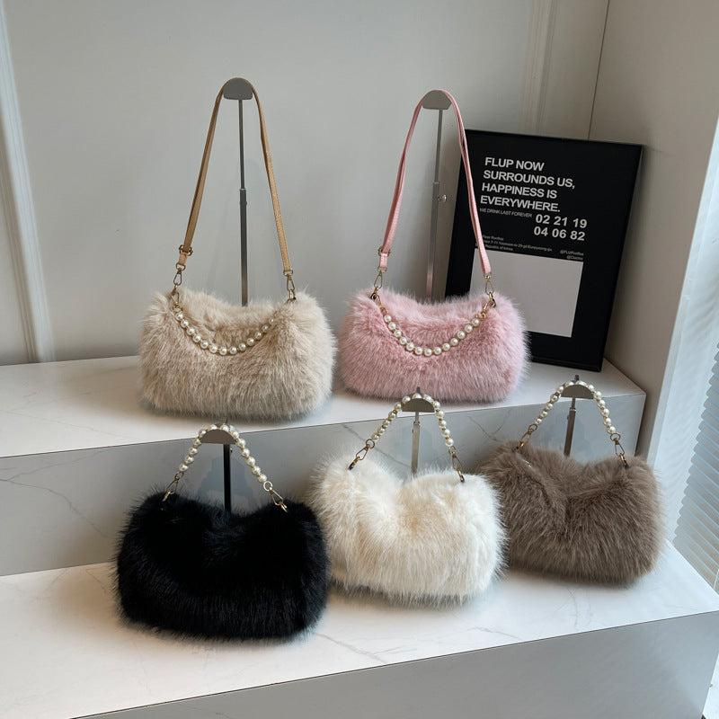 Herbst und Winter Mode Schultertaschen Perle Kette Umhängetasche Vielseitig Pendler Achselhöhle Plüsch weibliche Tasche